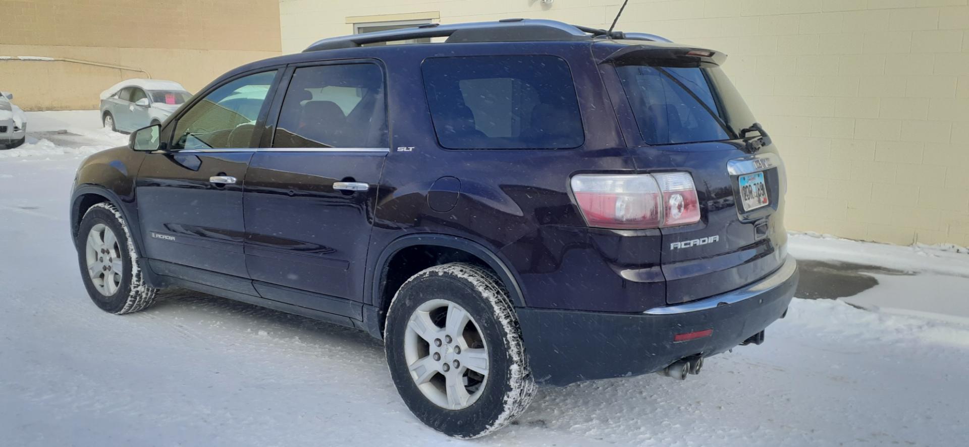 2008 GMC Acadia (1GKER23708J) , located at 2015 Cambell Street, Rapid City, SD, 57701, (605) 342-8326, 44.066433, -103.191772 - CARFAX AVAILABLE - Photo#2